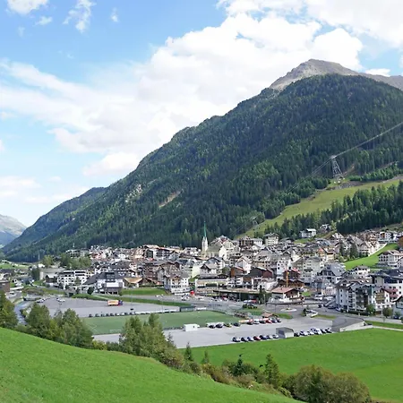 Christians Hamat By Interhome *