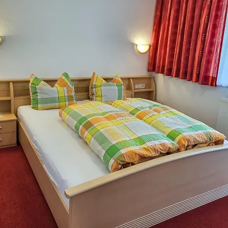 Christians Hamat By Interhome *