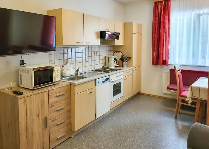 Christians Hamat By Interhome